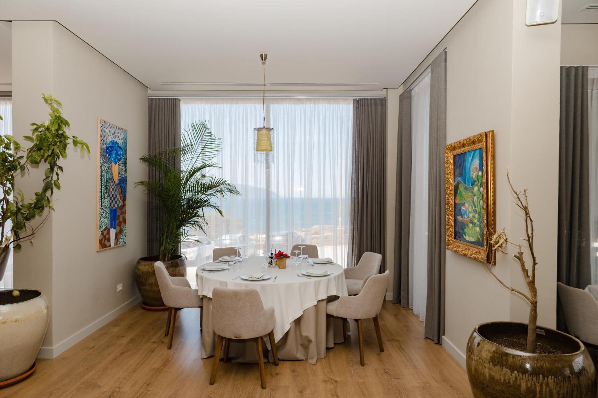 Riviera Blu- Seaside Hotel 4*